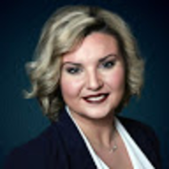 Meet your Posher, Jessica - Picture 1 of 1